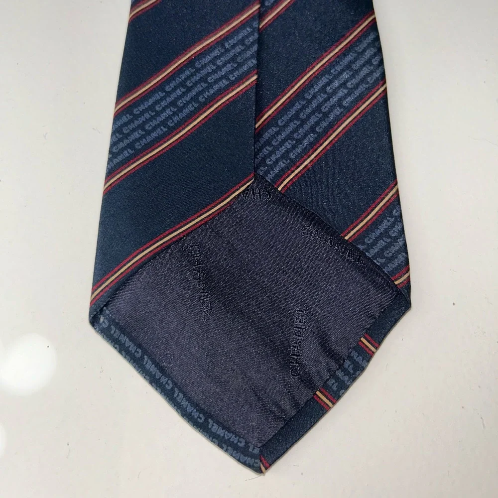 Chanel Navy Blue & Red Striped Men's Silk Neck Tie - Picture 6 of 9